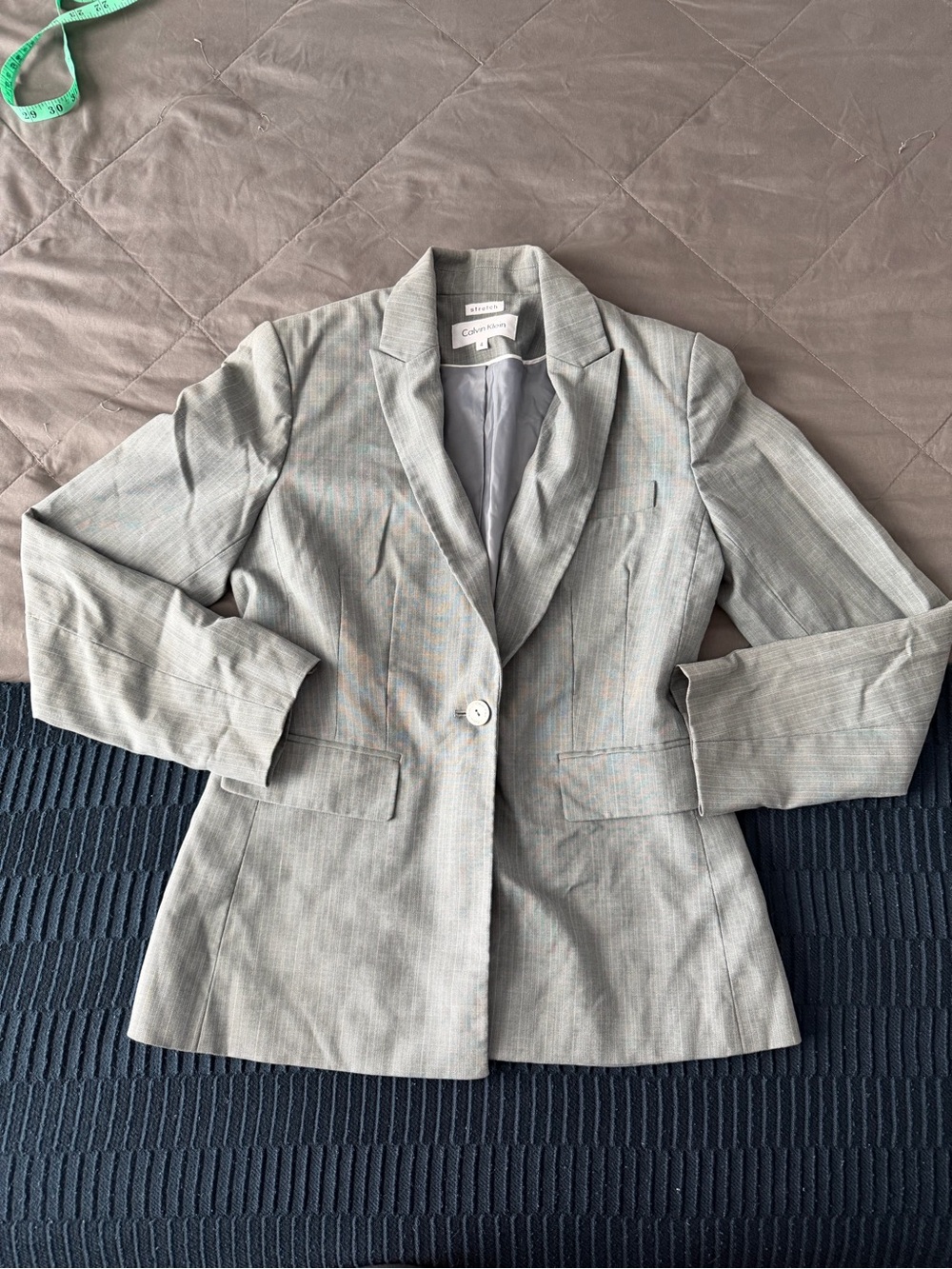 Calvin Klein Stretch Light Gray Single Button V Neck Blazer Women’s Size 4